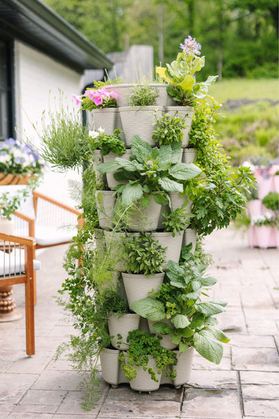 7 Tier GreenStalk Leaf Vertical Planter - Basket Weave Texture 