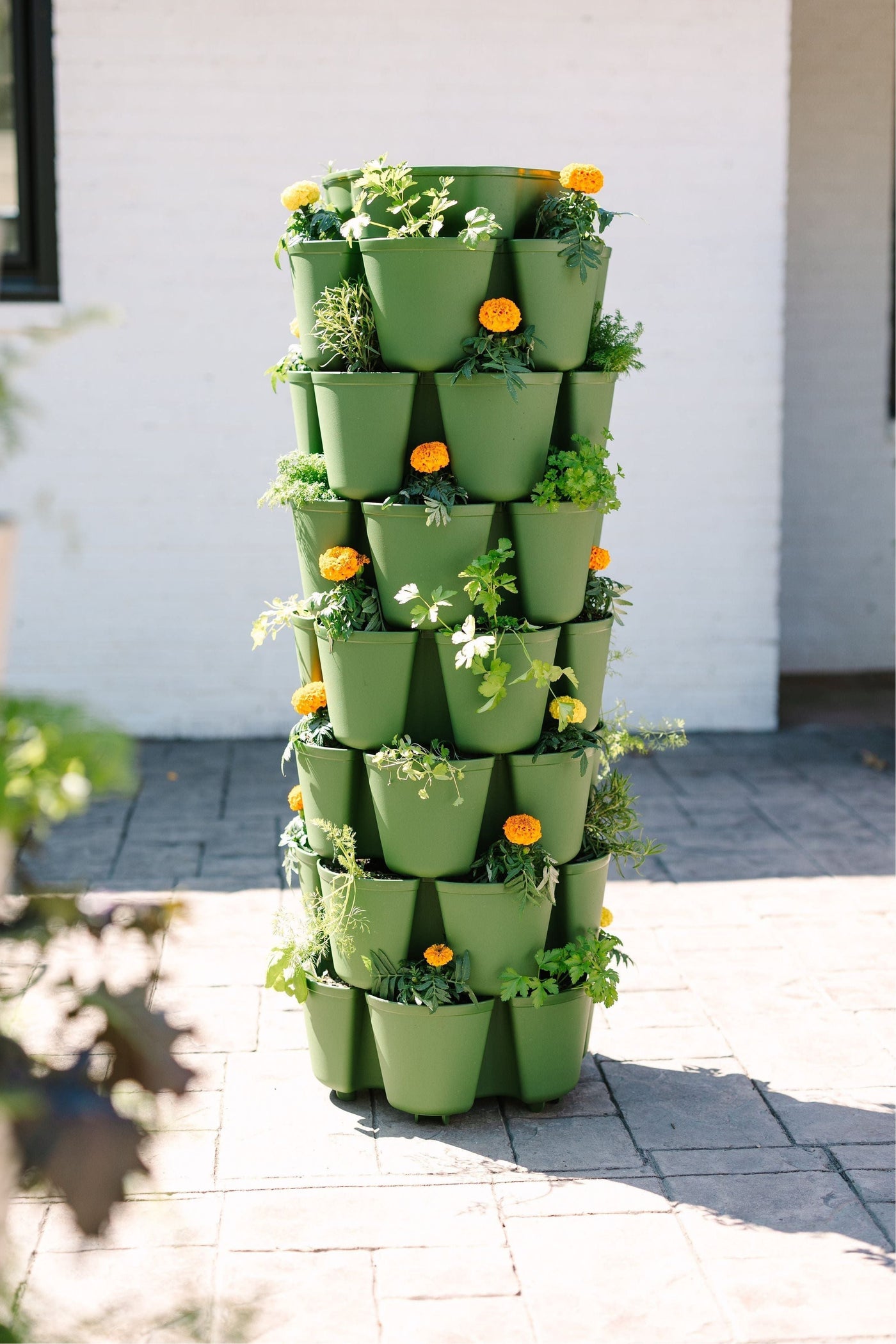 7 Tier GreenStalk Leaf Vertical Planter - Basic Texture 