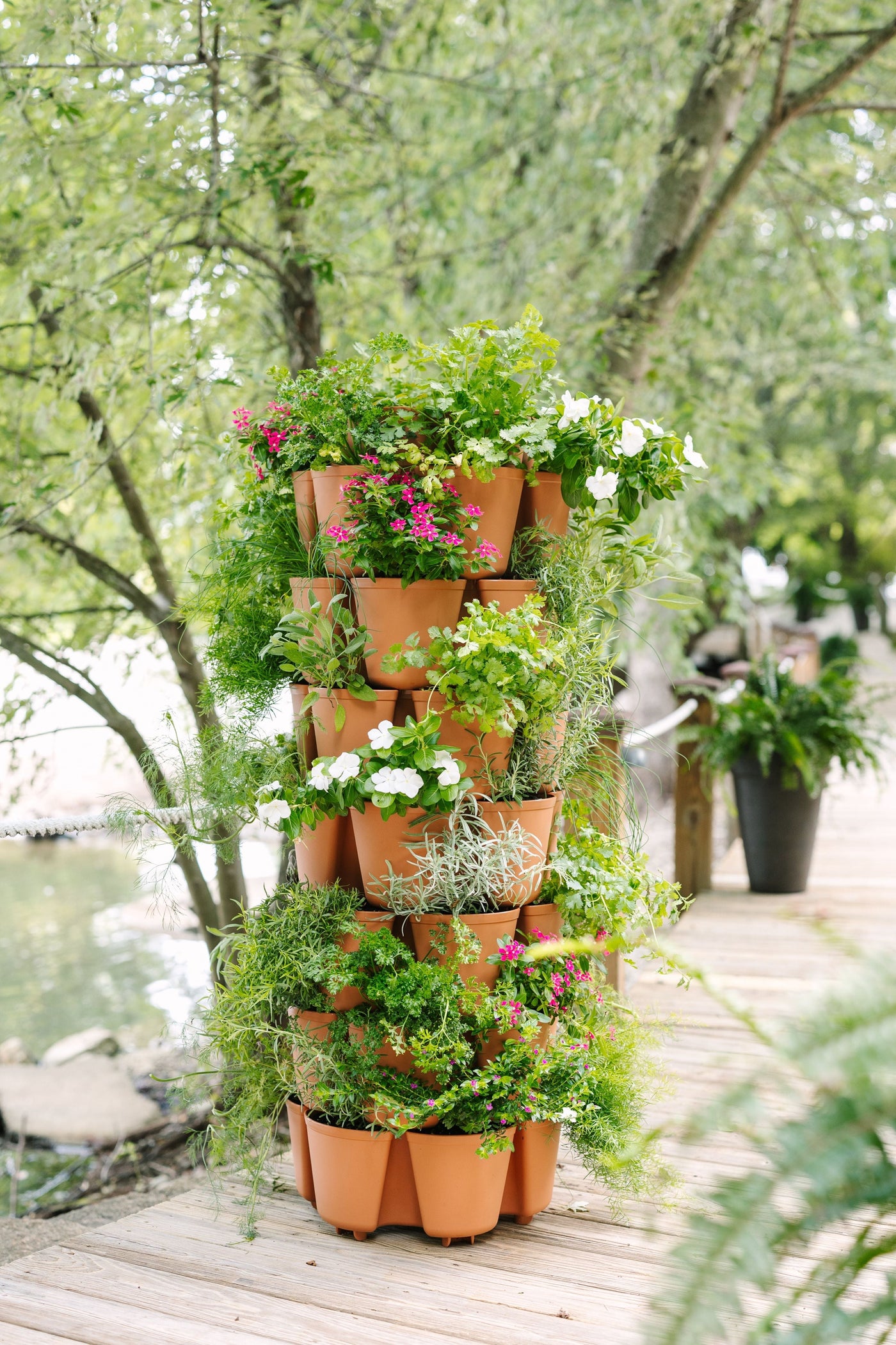 7 Tier GreenStalk Garden Leaf Vertical Planter - Basic Texture 
